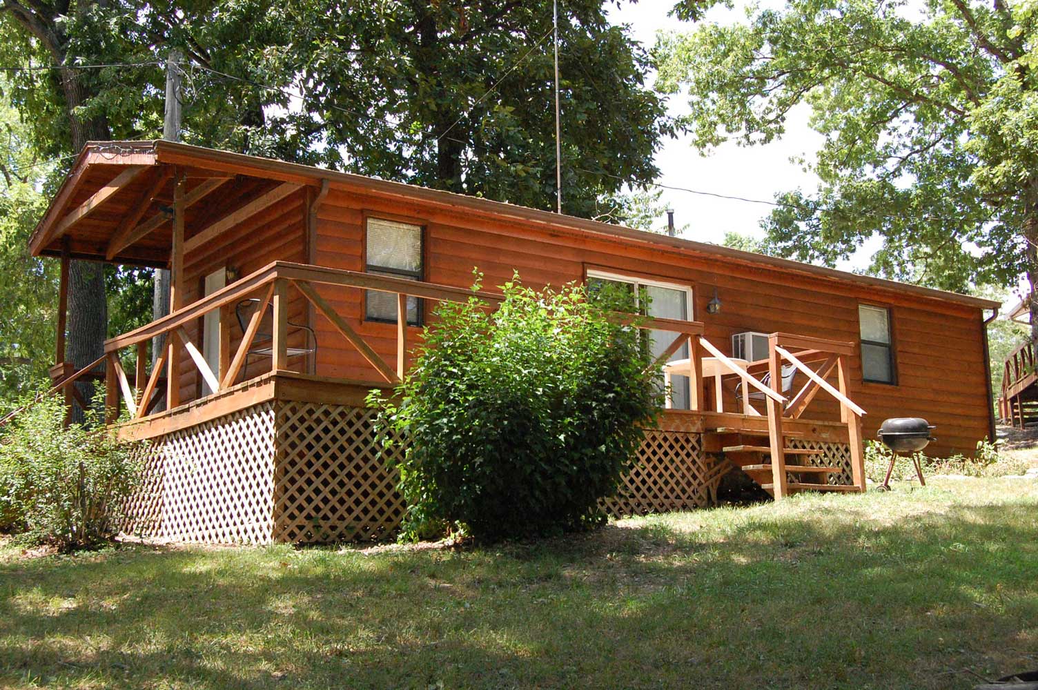 Cabin 2- Hickory Hollow Resort-Table Rock Lake-Shell Knob, MO