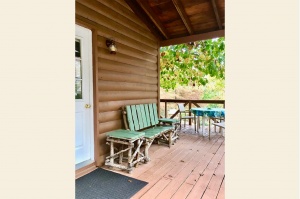table rock lake hickory-hollow-resort-cabin-1-2019-5