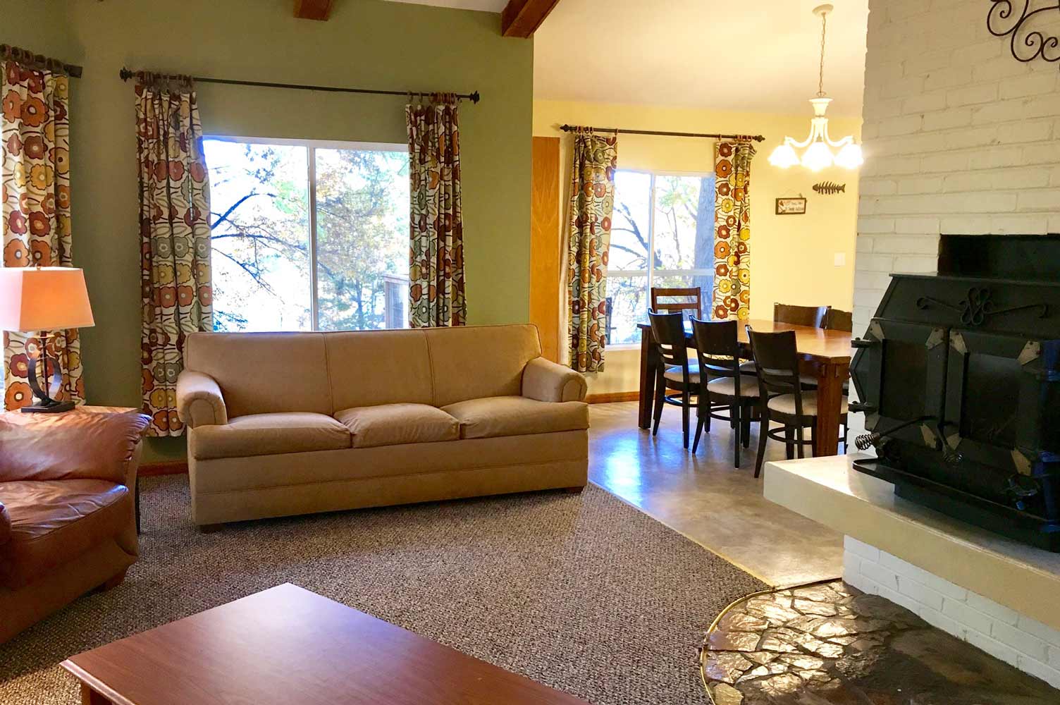 Bartlett House Hickory Hollow Resort Table Rock Lake Shell