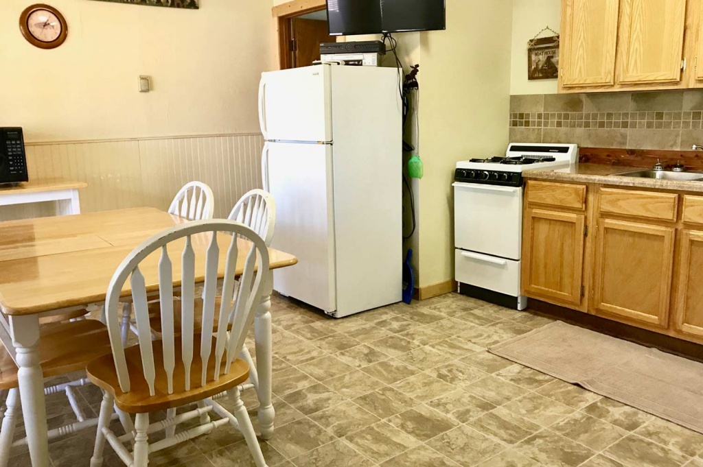 Cabin 8Hickory Hollow ResortTable Rock LakeShell Knob, MO