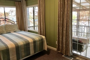 table-rock-lake-hickory-hollow-resort-pine-cottage-2019-3