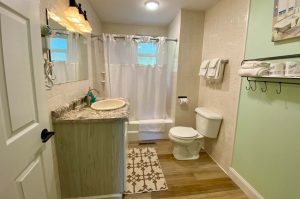 MAC-House-Upper-Level-Bath