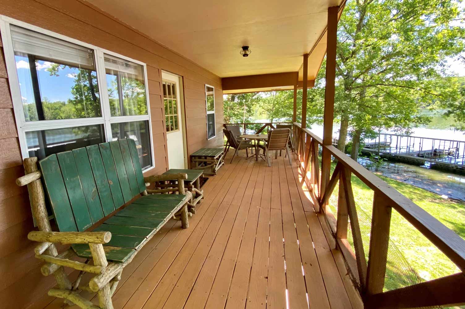 Cabin 11A Hickory Hollow ResortTable Rock LakeShell Knob, MO